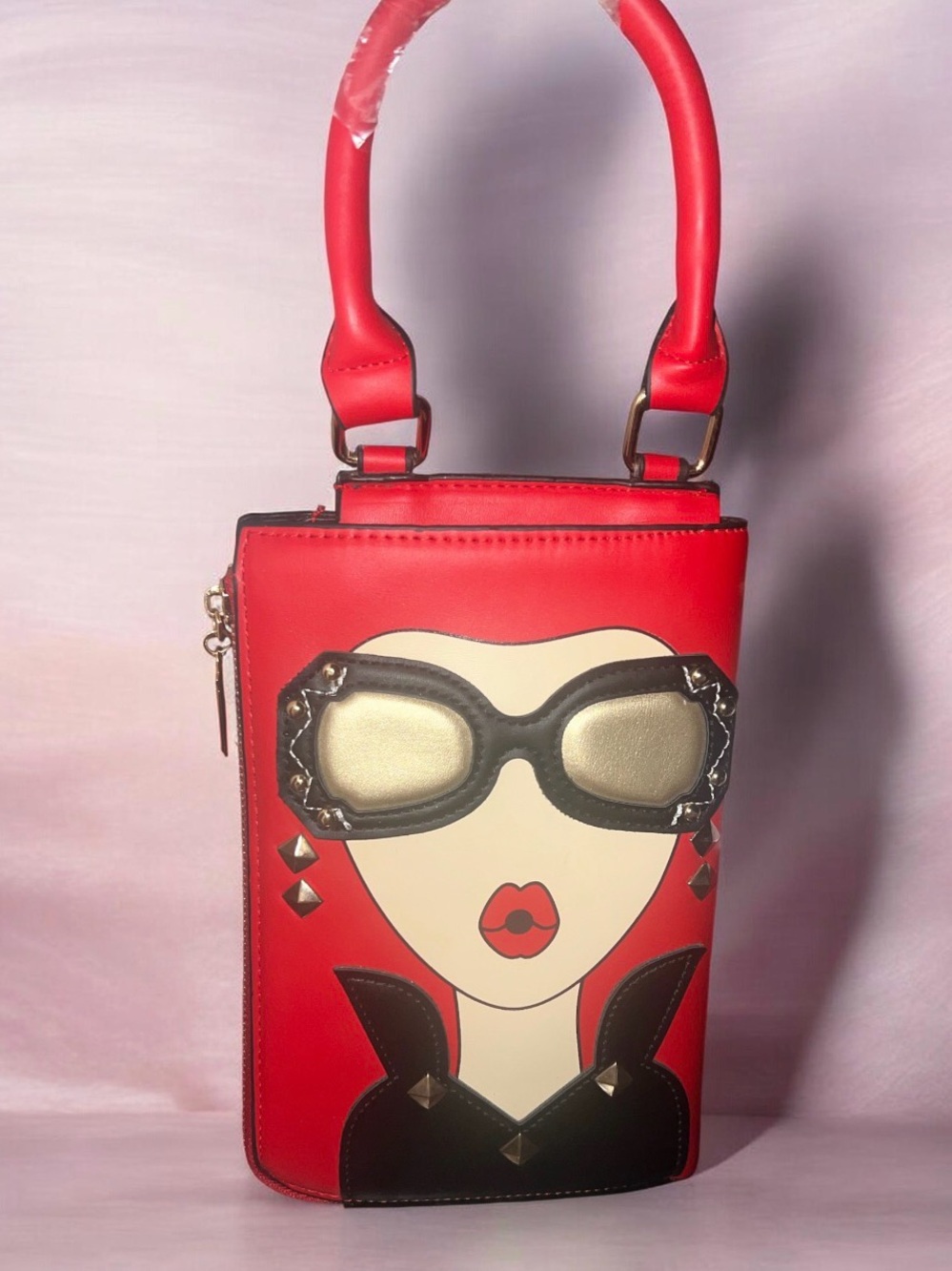 Novelty 3D Lady Face Graphic Top Handle Crossbody Bag Red Perfect Condition